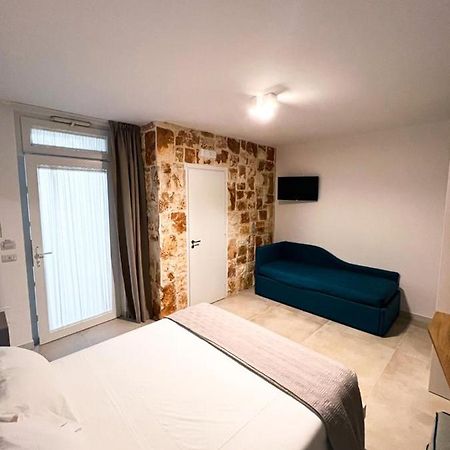 Bed and Breakfast Olea Relais Конверсано Экстерьер фото