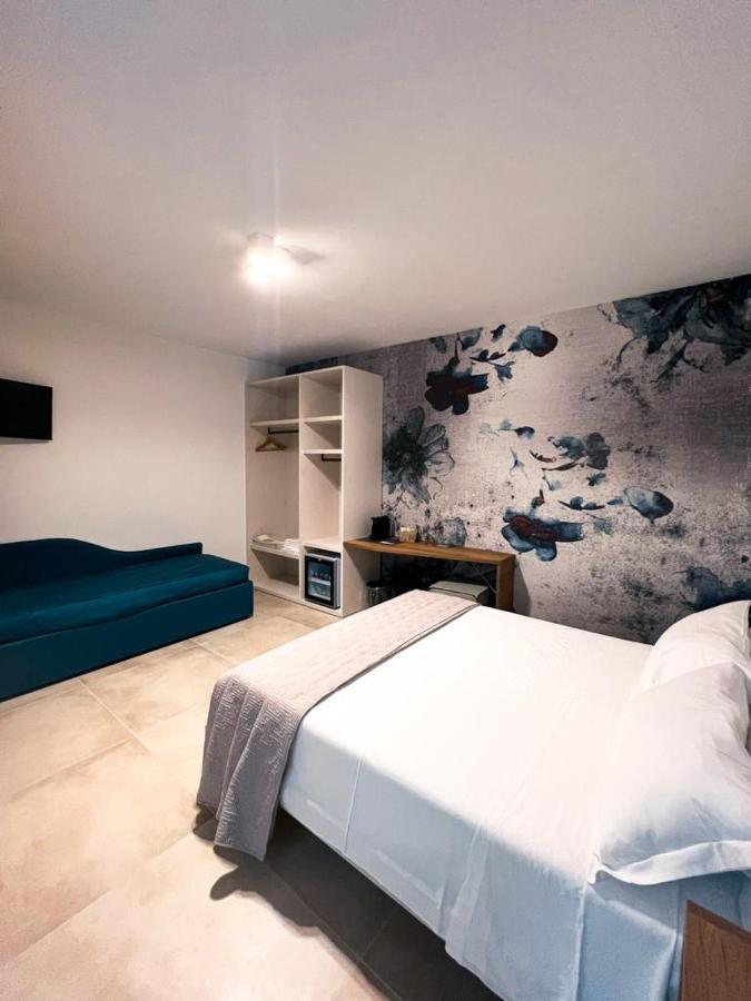 Bed and Breakfast Olea Relais Конверсано Экстерьер фото