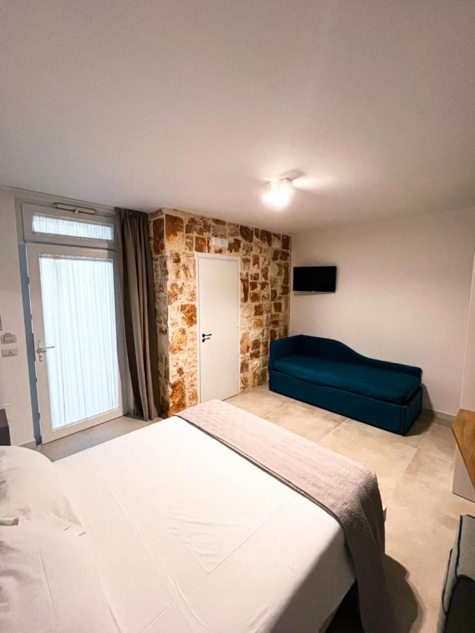 Bed and Breakfast Olea Relais Конверсано Экстерьер фото